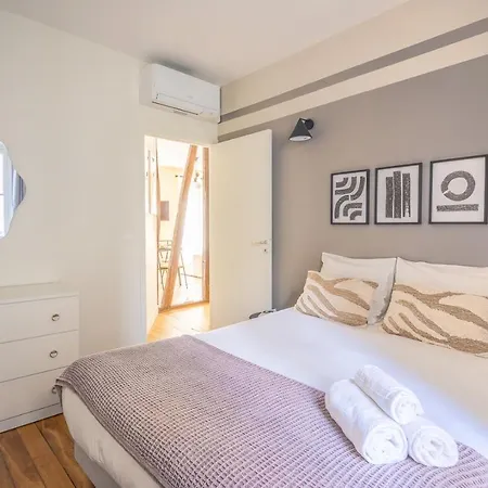 Apartment 1.Luxury New Flat/Full Equipped/Champs Elysees/Ar *